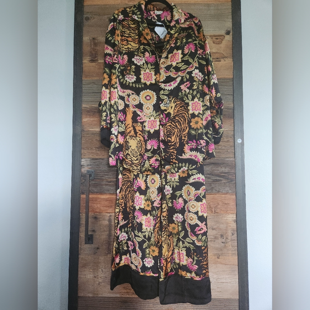 NWT FREE PEOPLE DREAMY DAYS PAJAMA SET TIGER SIZE Large - Picture 4 of 7